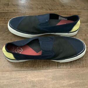 Sperry Canvas and Nylon Slip On NWOT Boat Shoes, Navy and Black, Size 9